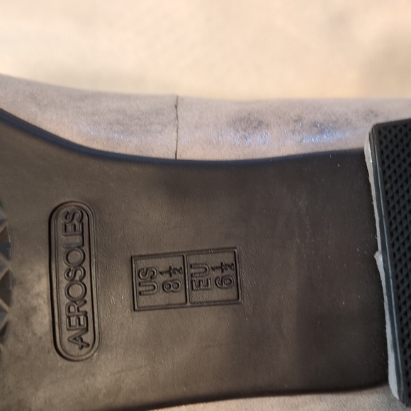 Aerosoles Silver Gray Leather Flats - Picture 8 of 10